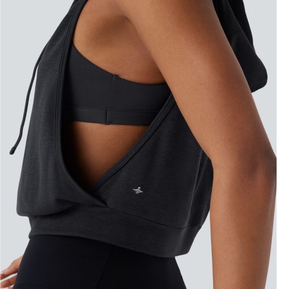 HALARA Black Sleeveless Hoodie! NWOT Size - SALE 2/$40 - Picture 4 of 5